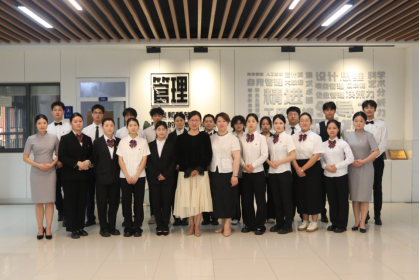 融合创新，智启未来 酒店管理与数字化运营专业餐饮实践教学活动暨宴会设计与餐厅服务比赛纪实